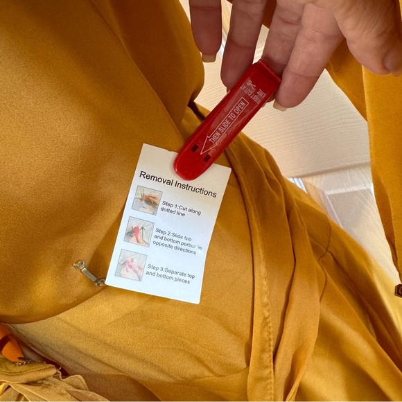 Mac Duggal Satin Wrap Mini Dress • Gold Mustard Long Sleeve Fit & Flare • Size 6 - Picture 11 of 16